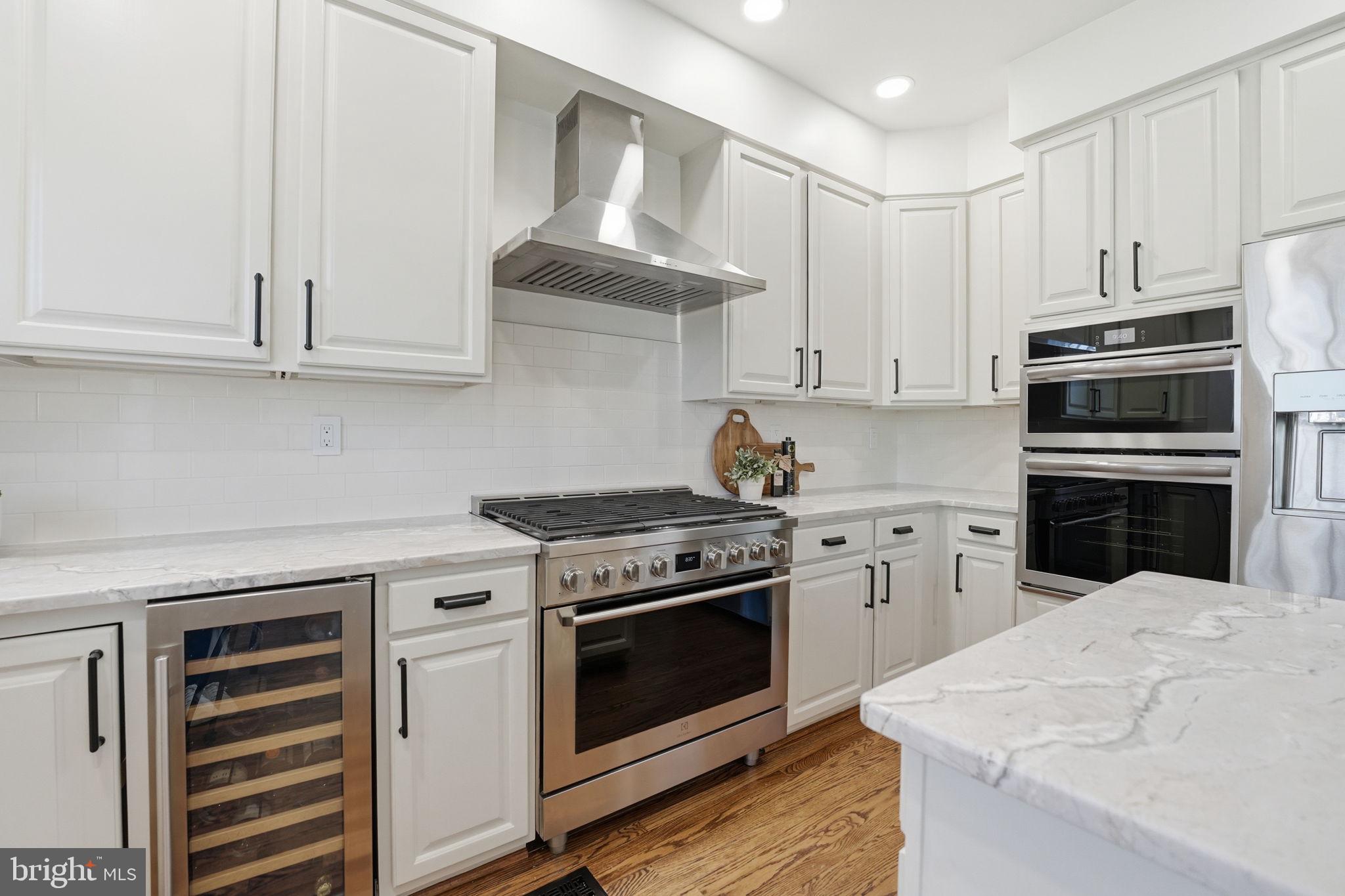 10424 BRECKINRIDGE LANE