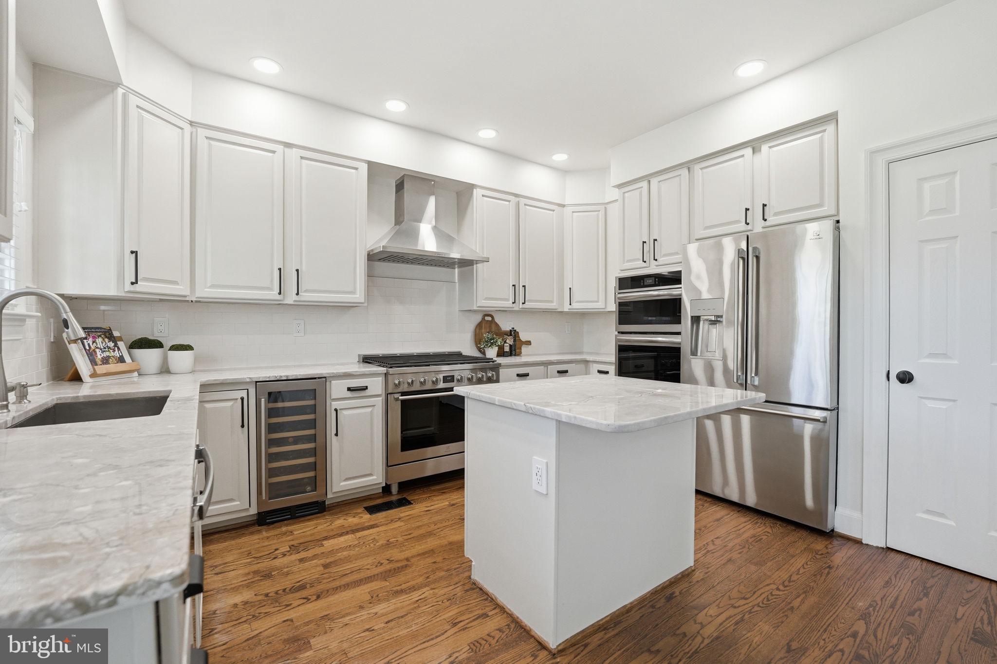 10424 BRECKINRIDGE LANE