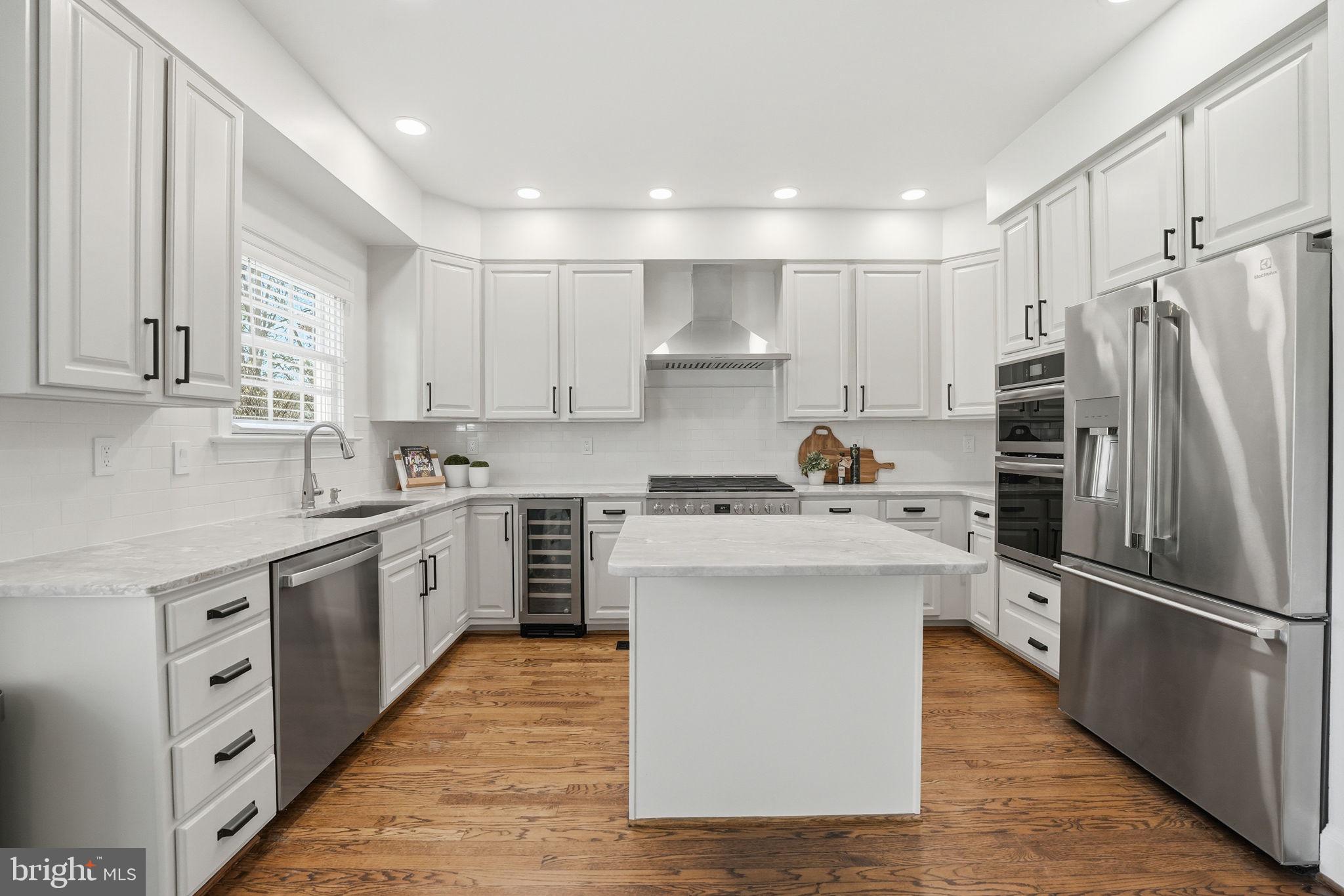 10424 BRECKINRIDGE LANE