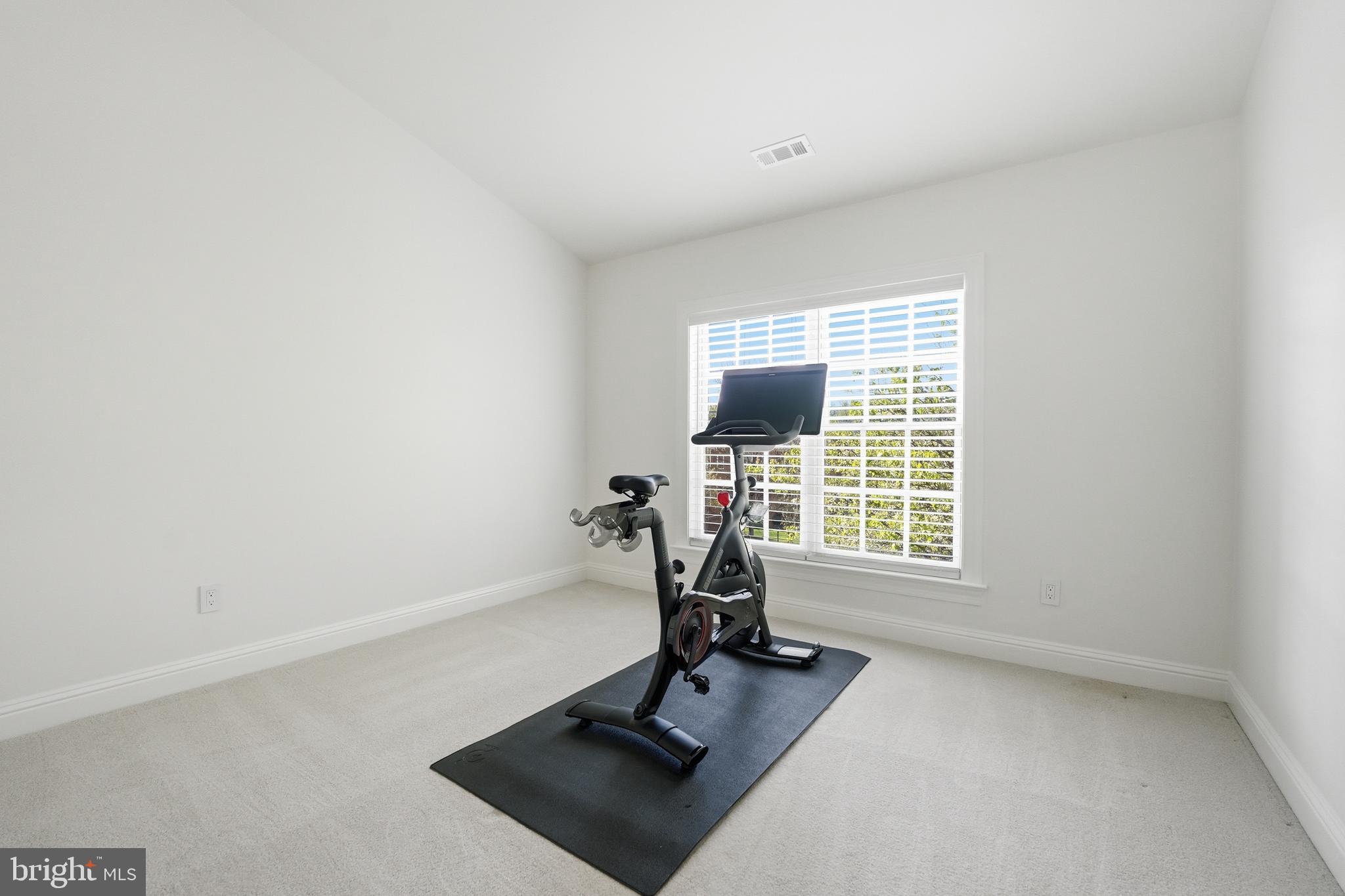 10424 BRECKINRIDGE LANE