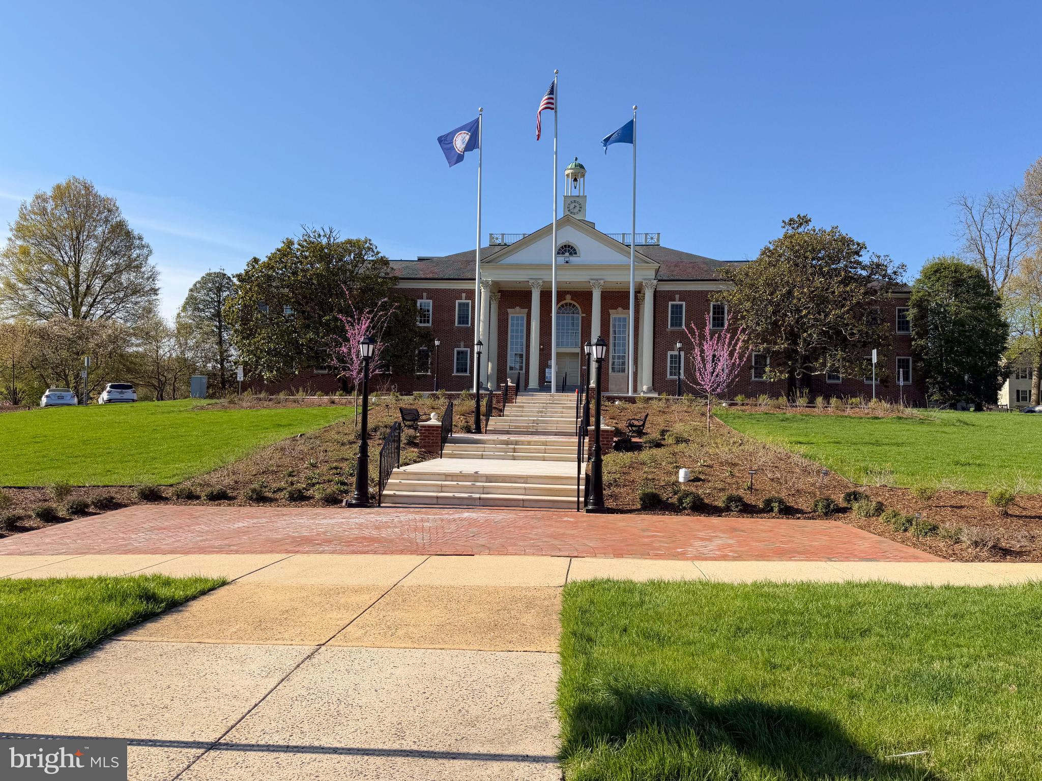 10424 BRECKINRIDGE LANE