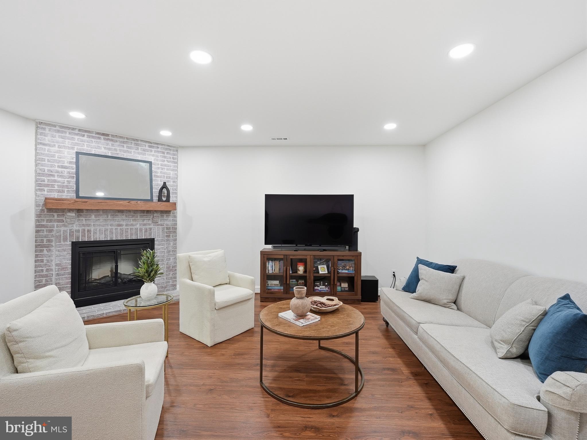 10424 BRECKINRIDGE LANE