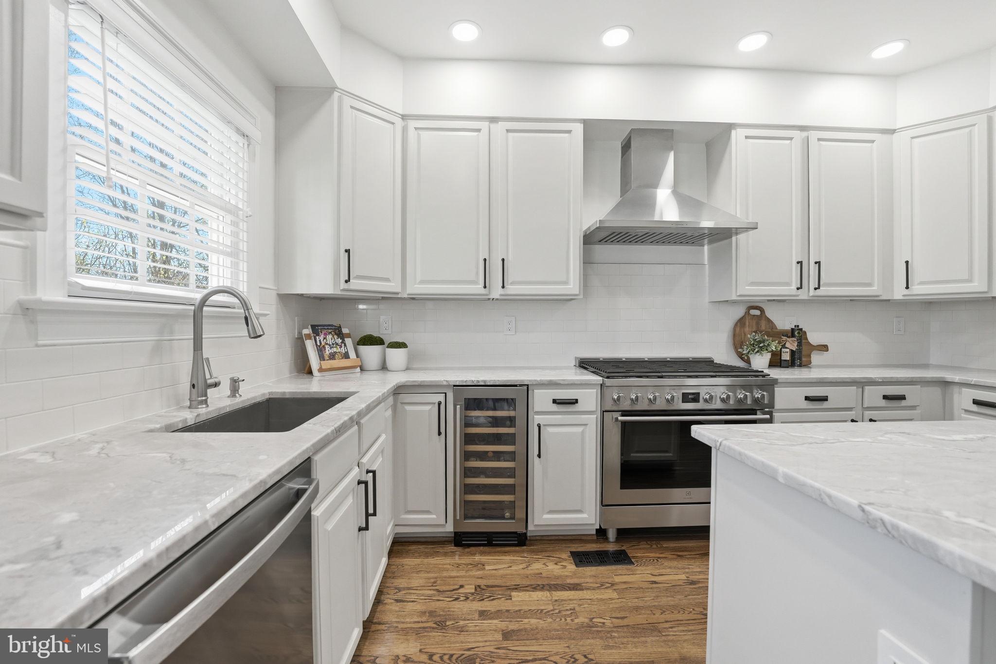 10424 BRECKINRIDGE LANE