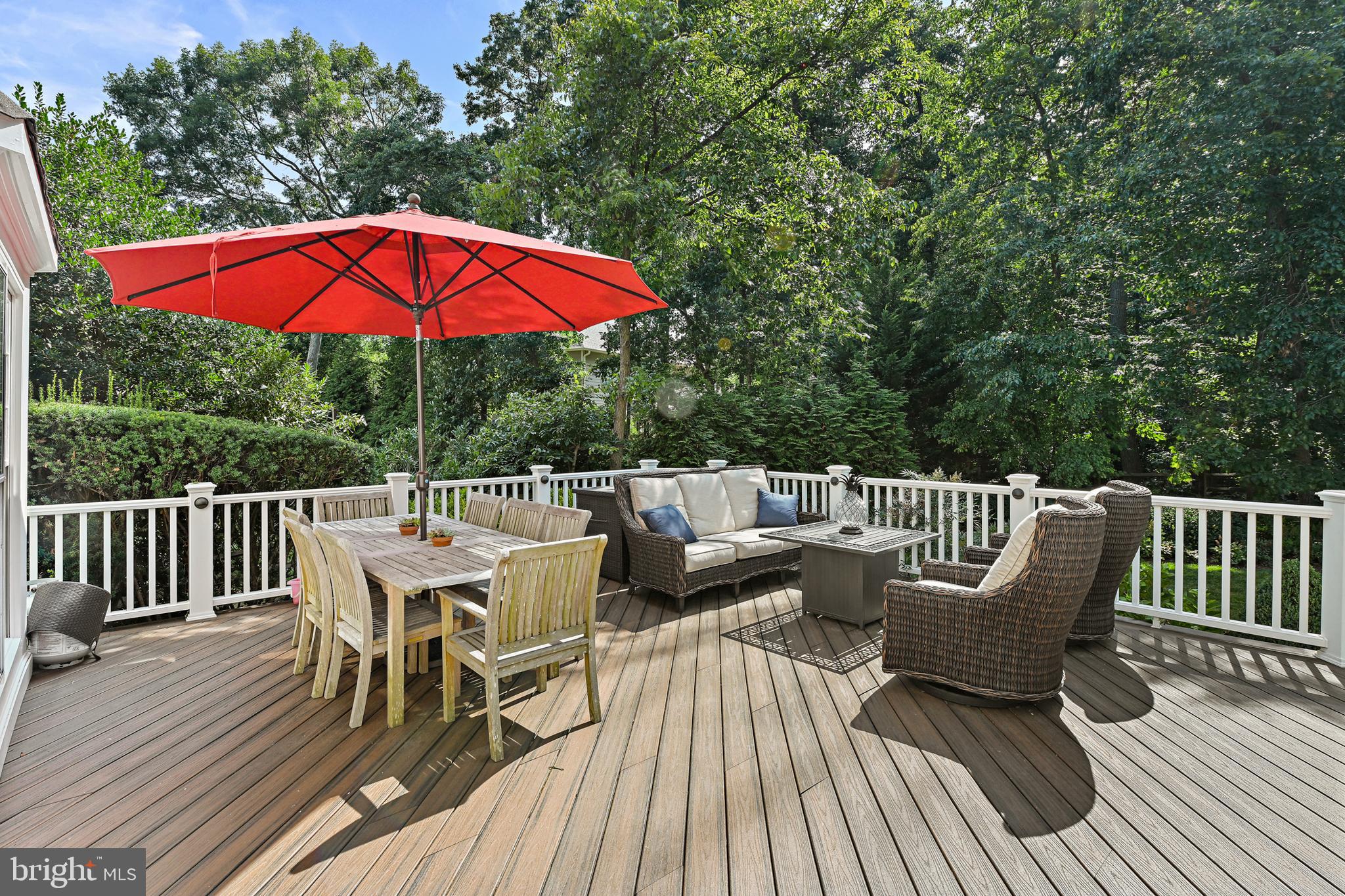 1124 ROUND PEBBLE LANE