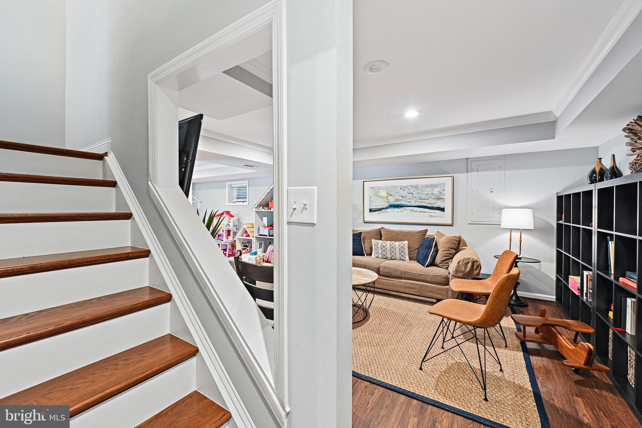 1124 ROUND PEBBLE LANE