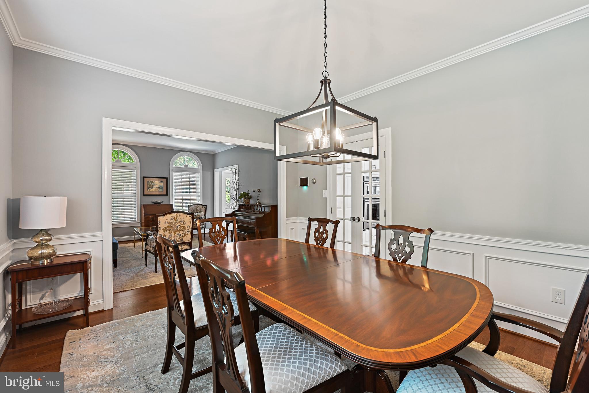1124 ROUND PEBBLE LANE