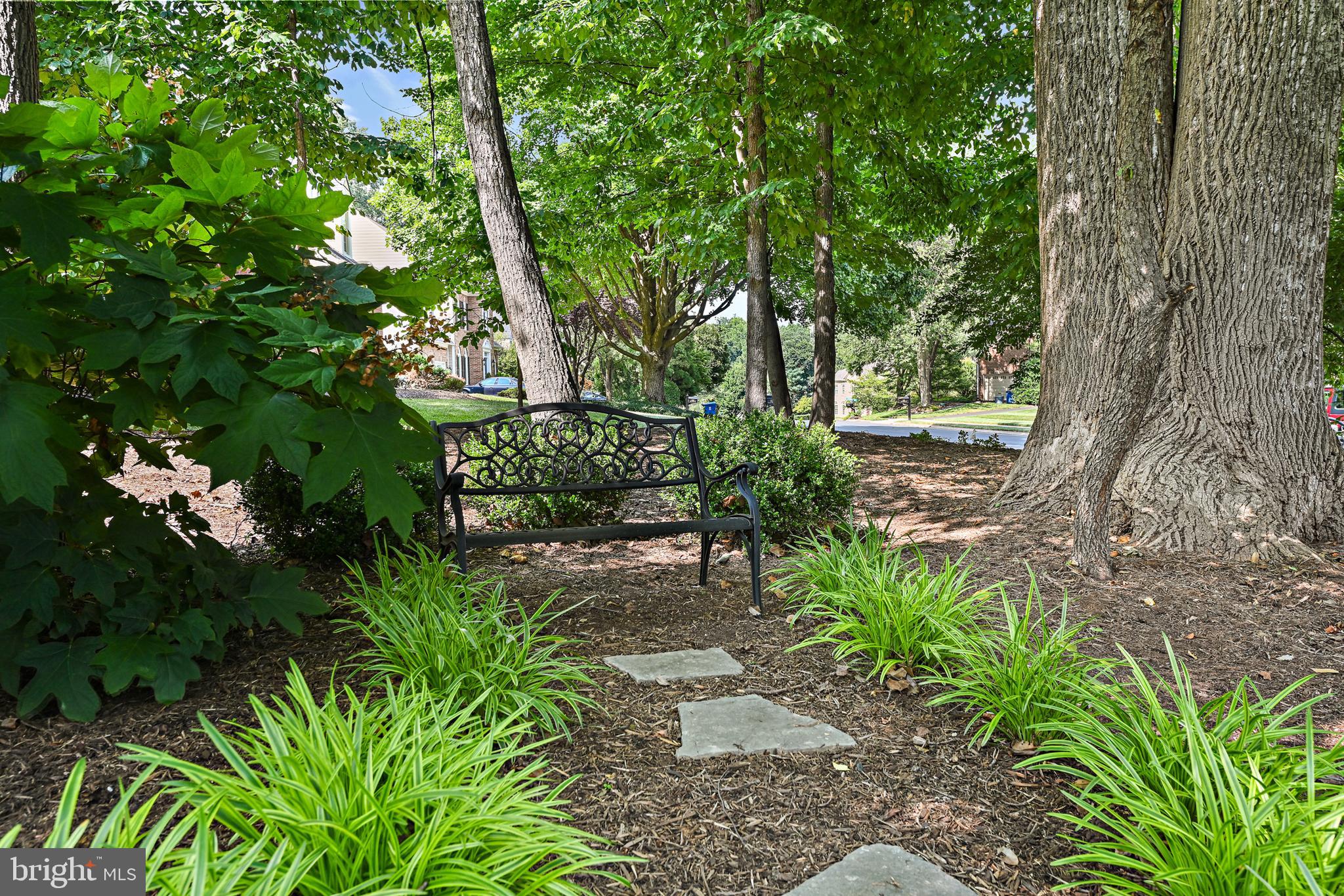 1124 ROUND PEBBLE LANE