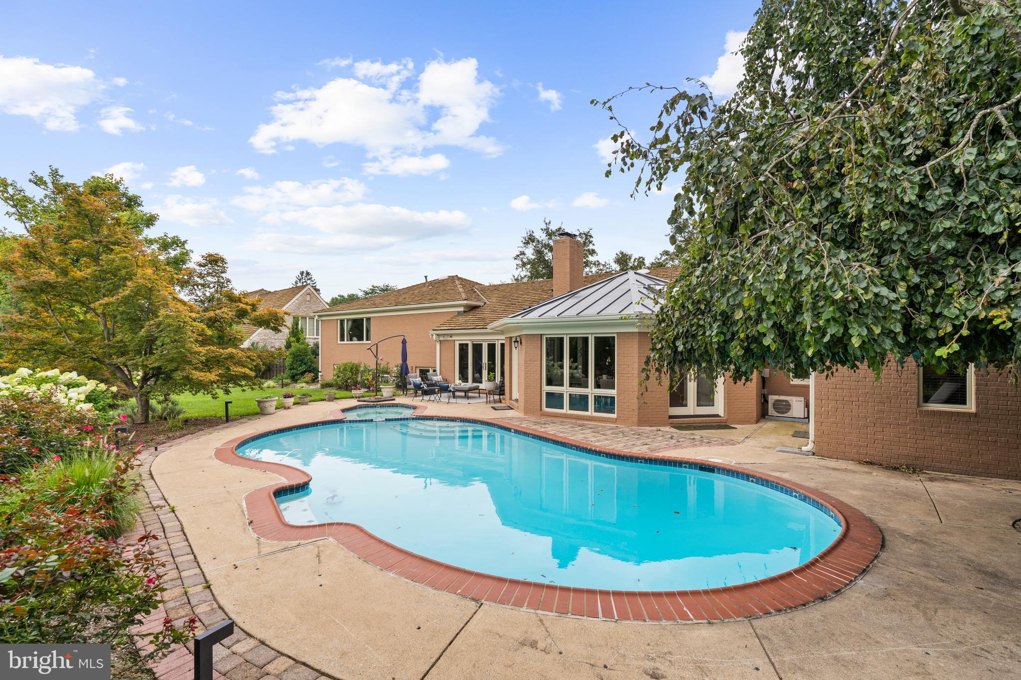6280 Dunaway Ct