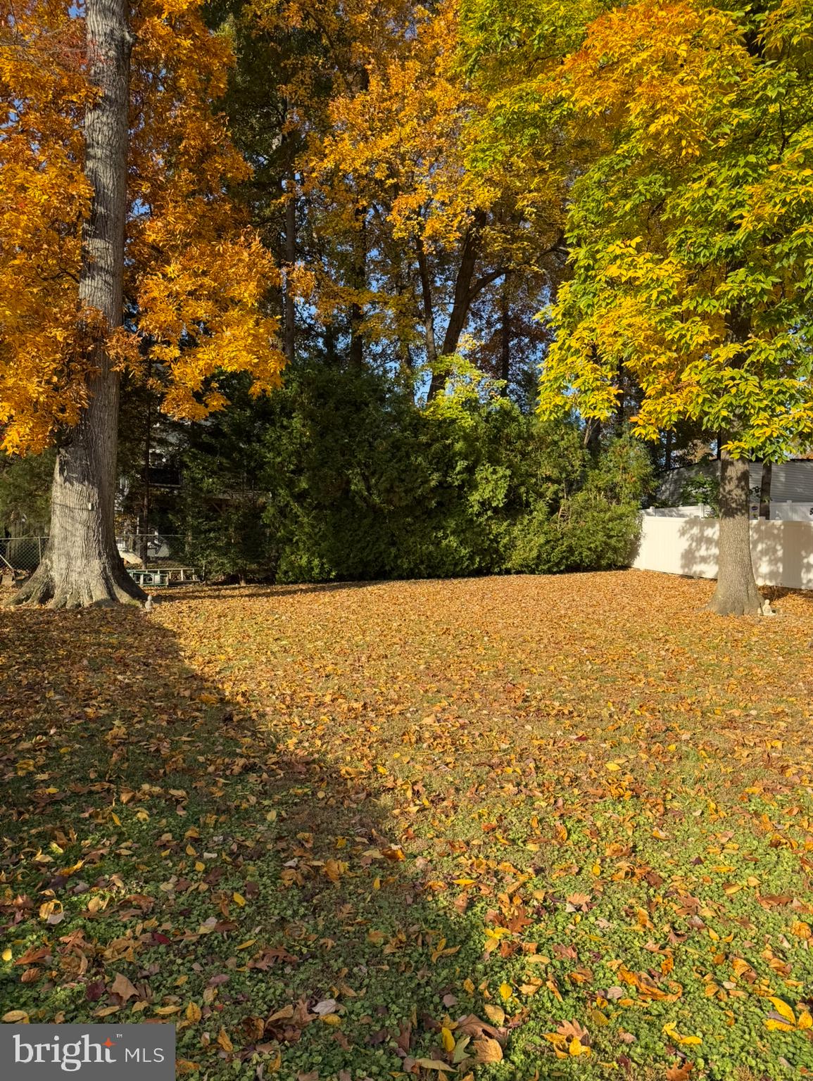 2002 Hillside Dr