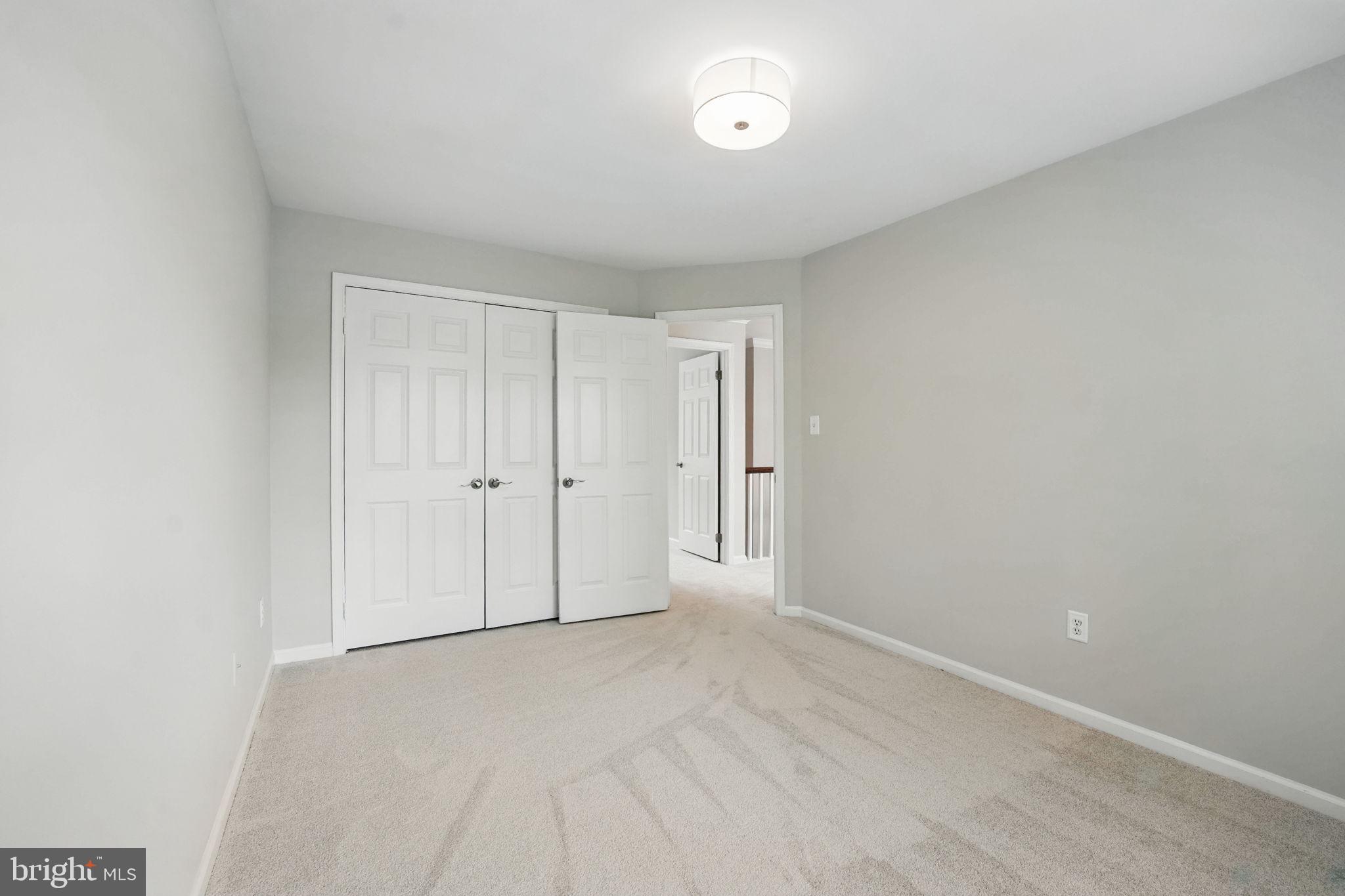 12017 Meadowville Ct