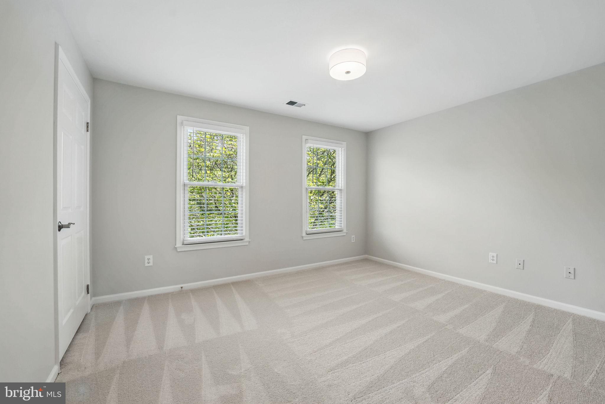 12017 Meadowville Ct