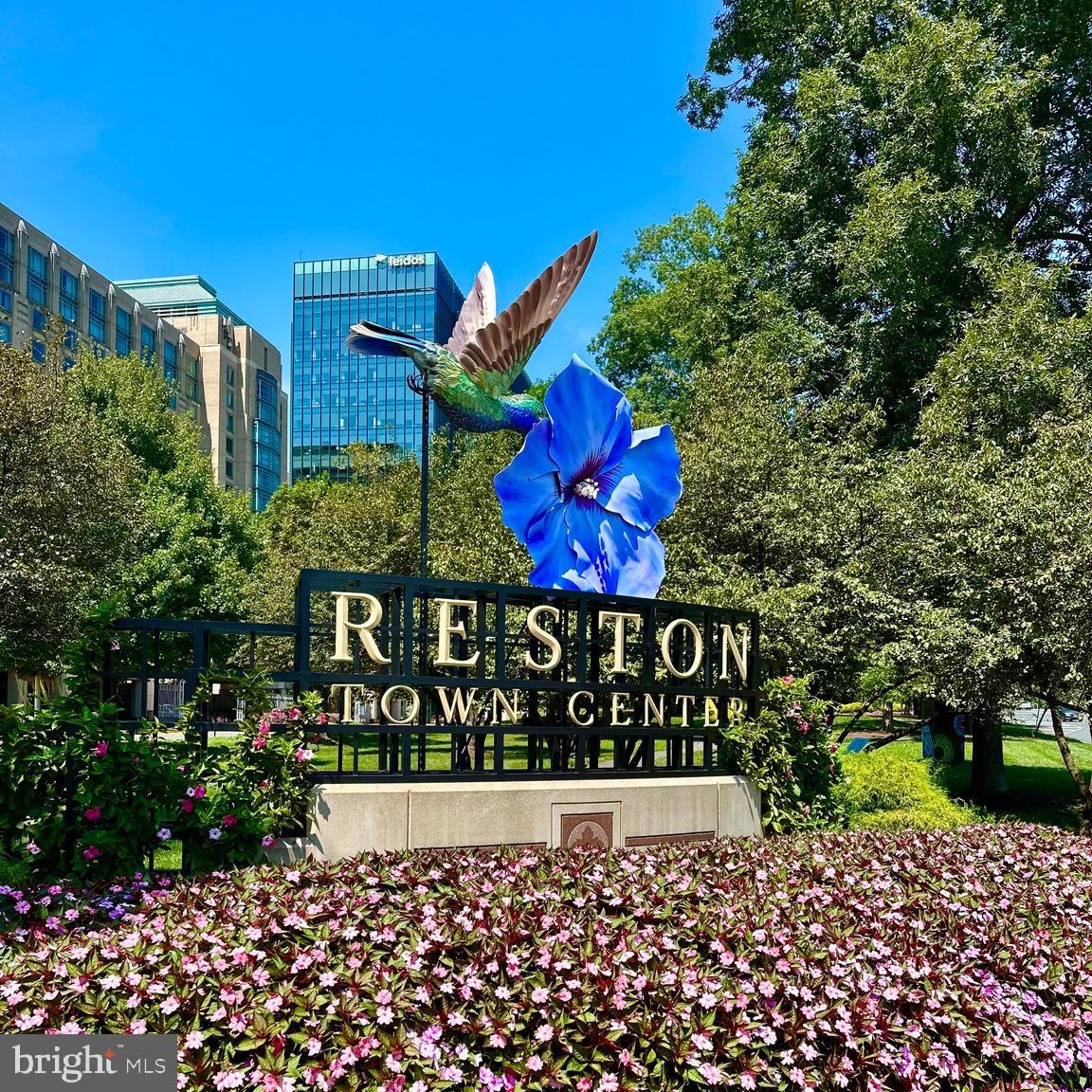 1701 LAKE SHORE CREST DR #24