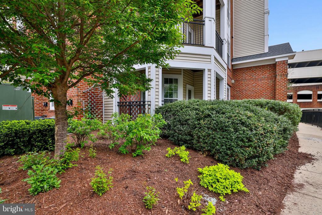 12933 Centre Park Cir #106
