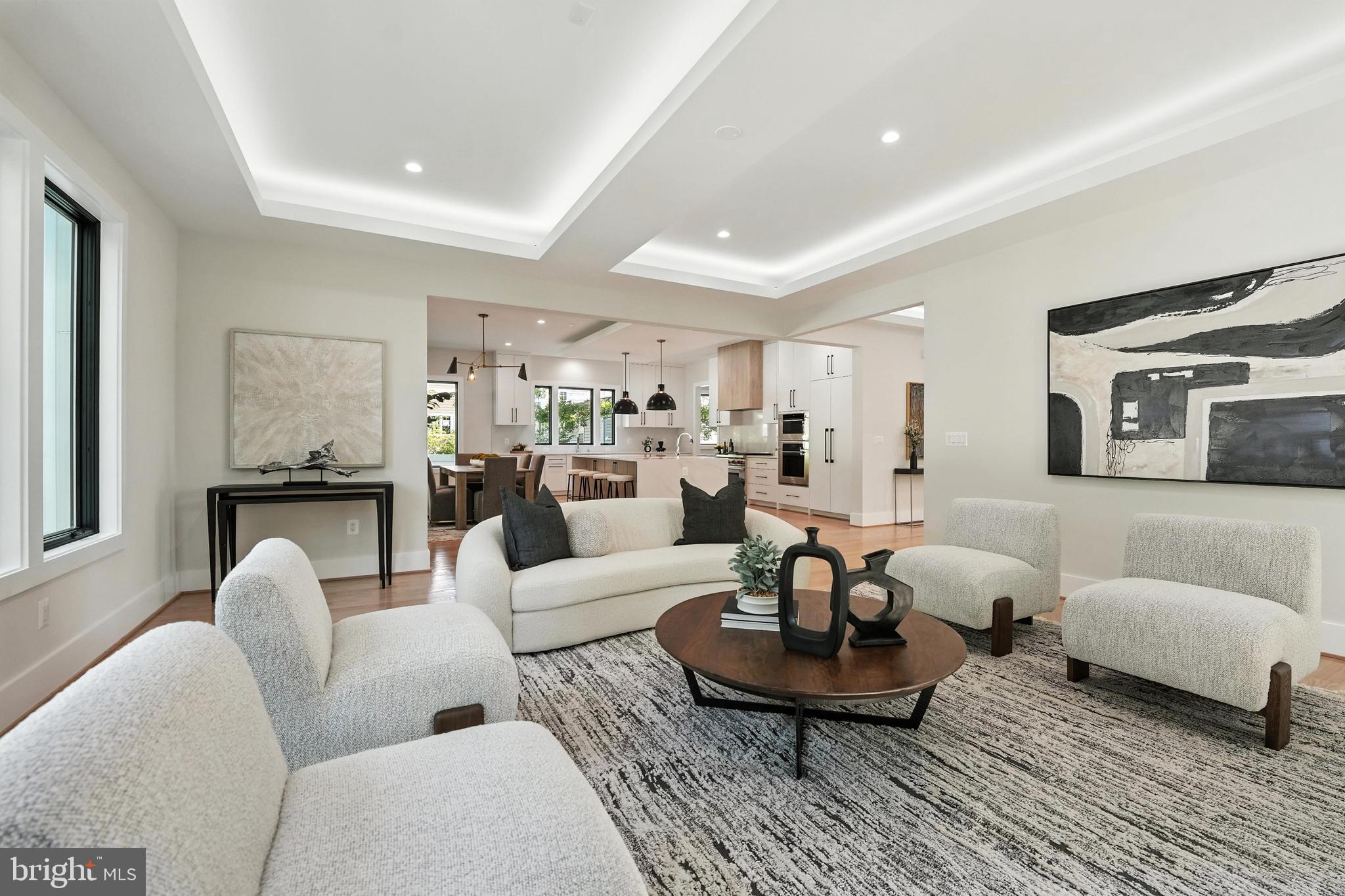 1910 Cherri Dr