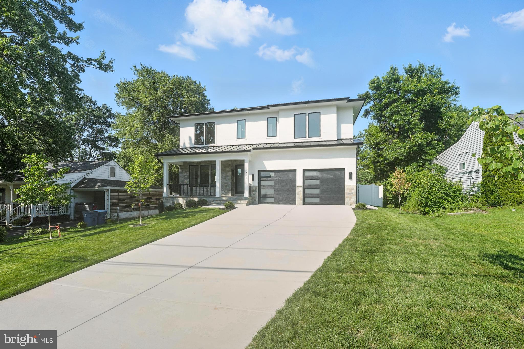 1910 Cherri Dr