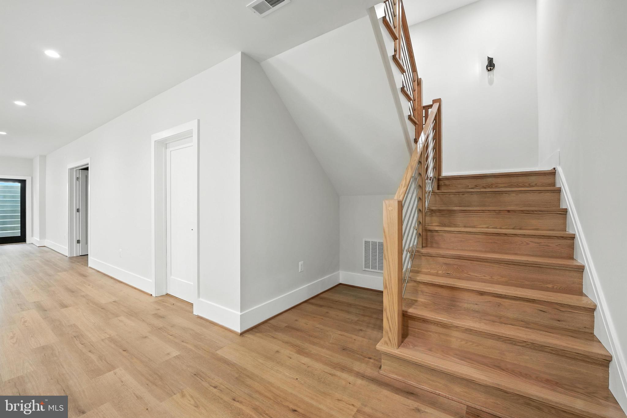 1910 Cherri Dr