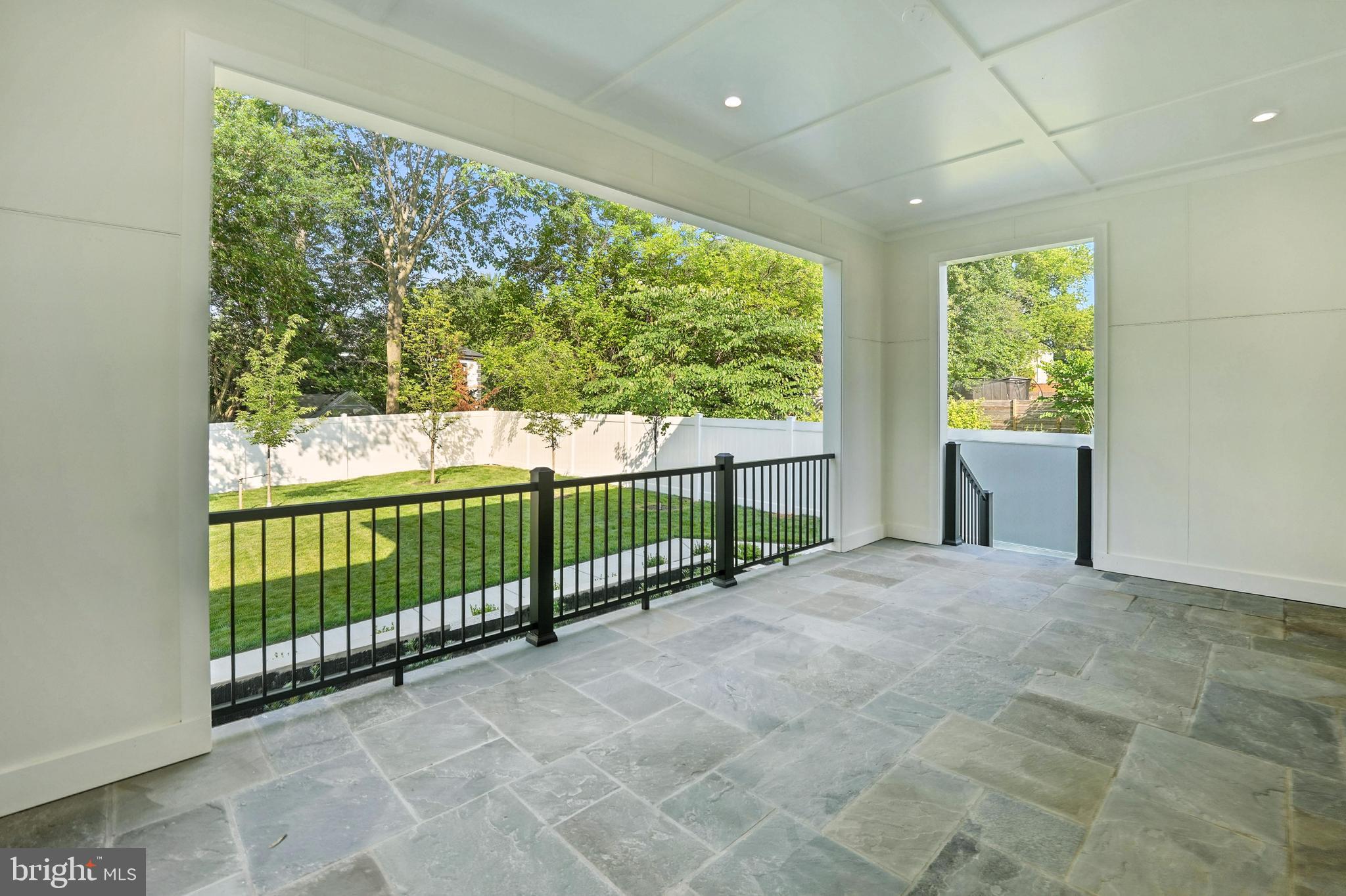 1910 Cherri Dr