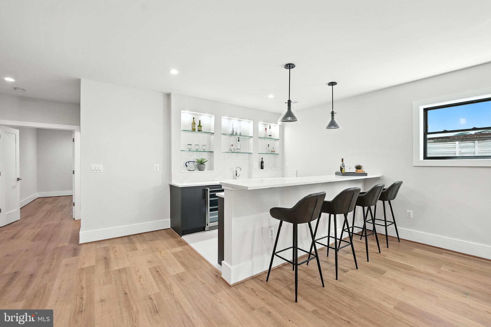 1910 Cherri Dr