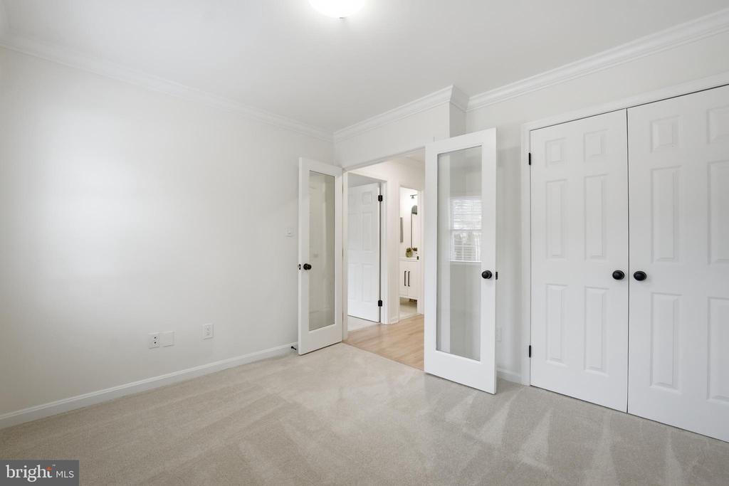 6634 MADISON MCLEAN DRIVE