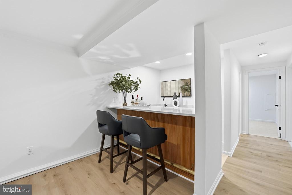6634 MADISON MCLEAN DRIVE