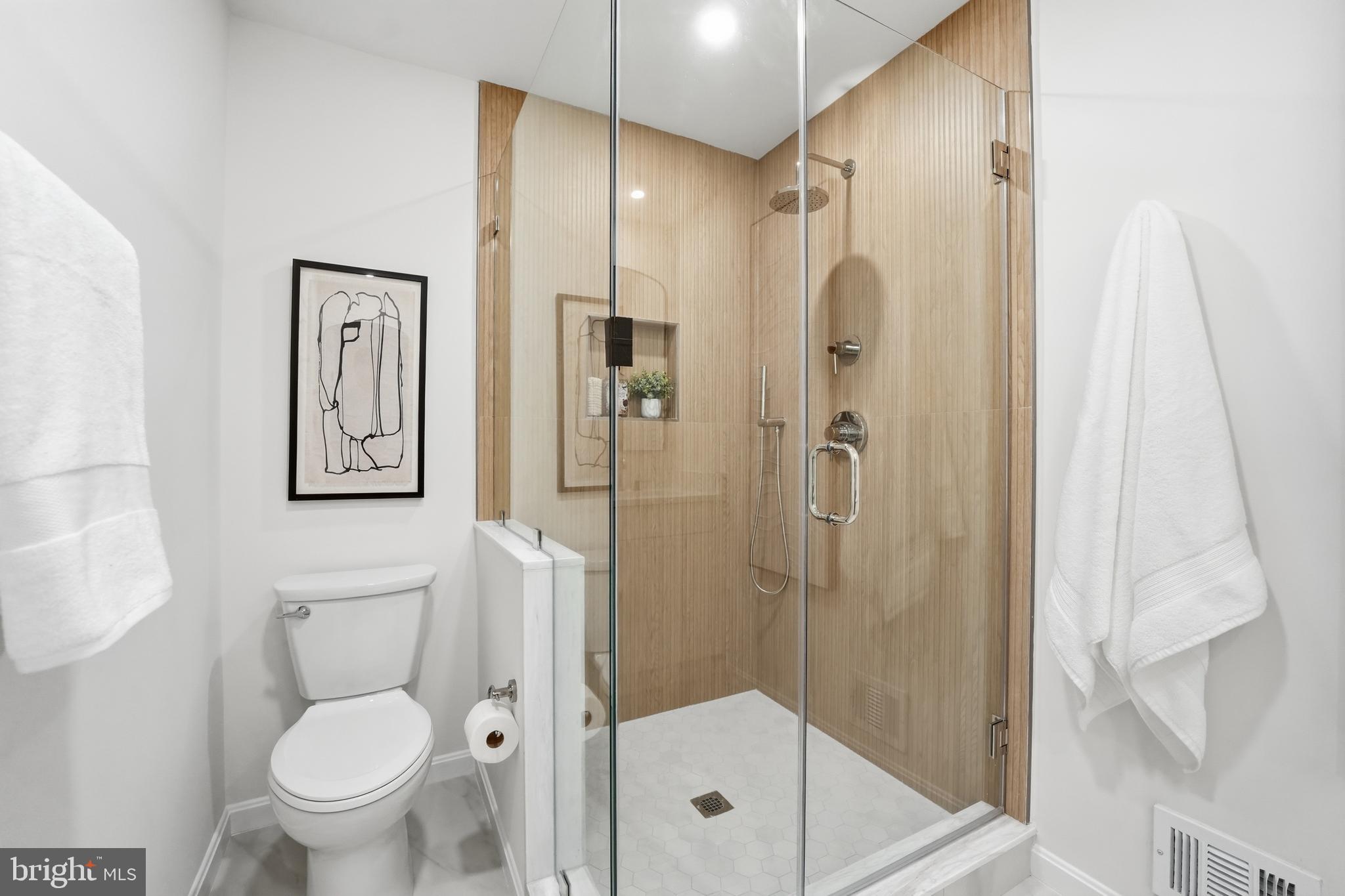 6634 MADISON MCLEAN DRIVE