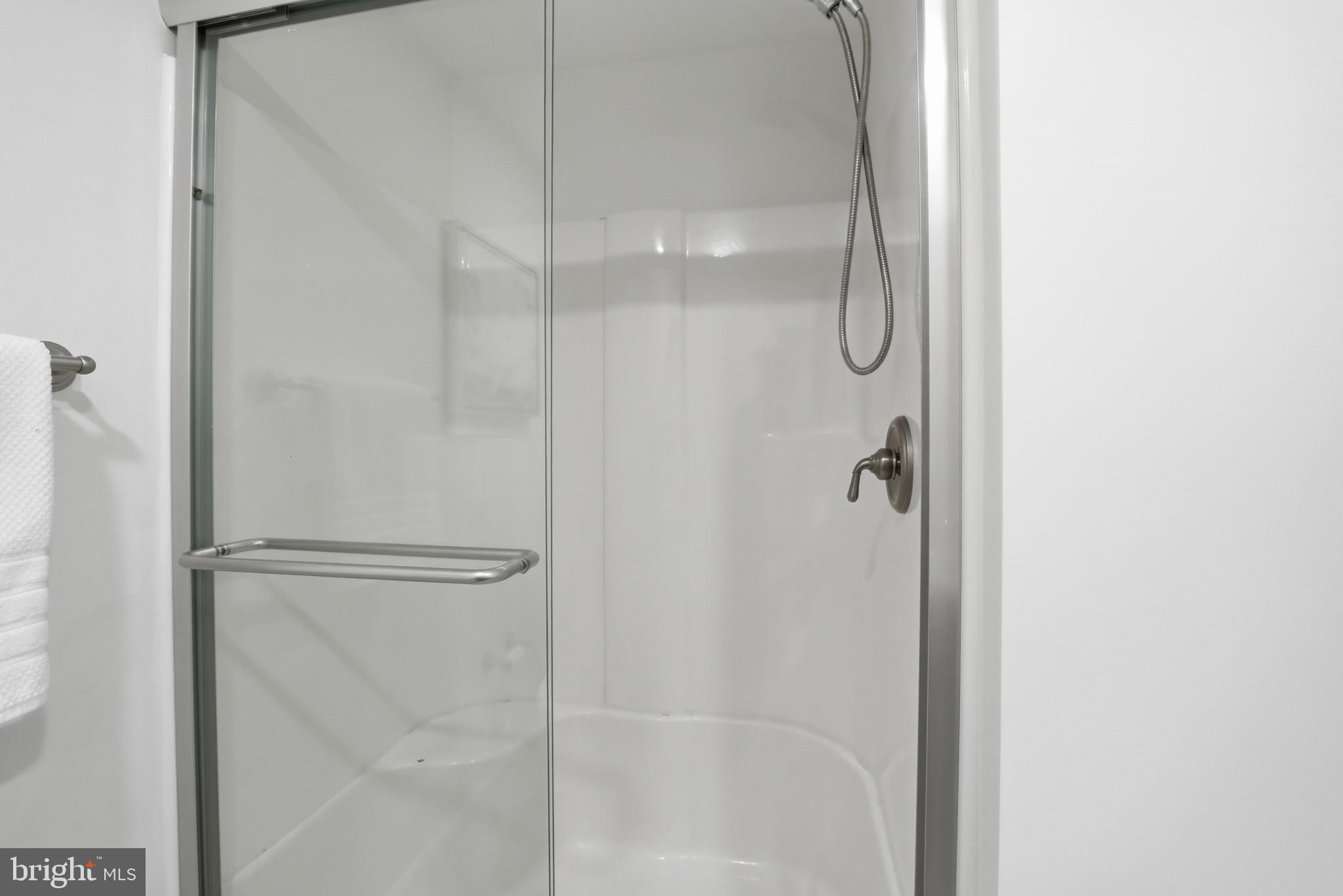 6634 MADISON MCLEAN DRIVE