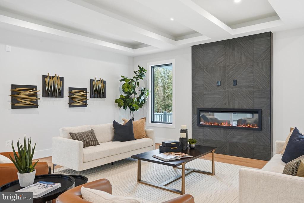 7603 BURNSIDE COURT