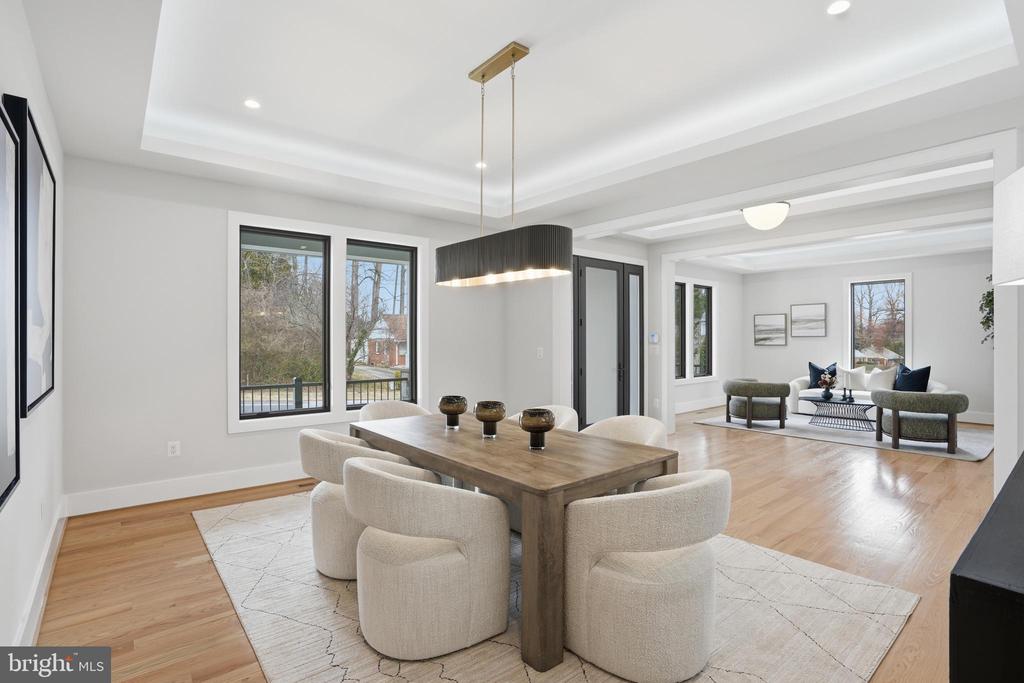 7603 BURNSIDE COURT
