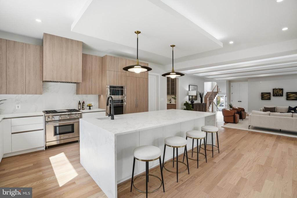 7603 BURNSIDE COURT