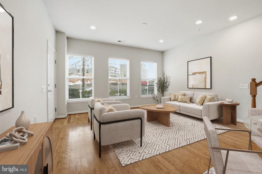 2951 FINSBURY PLACE 97