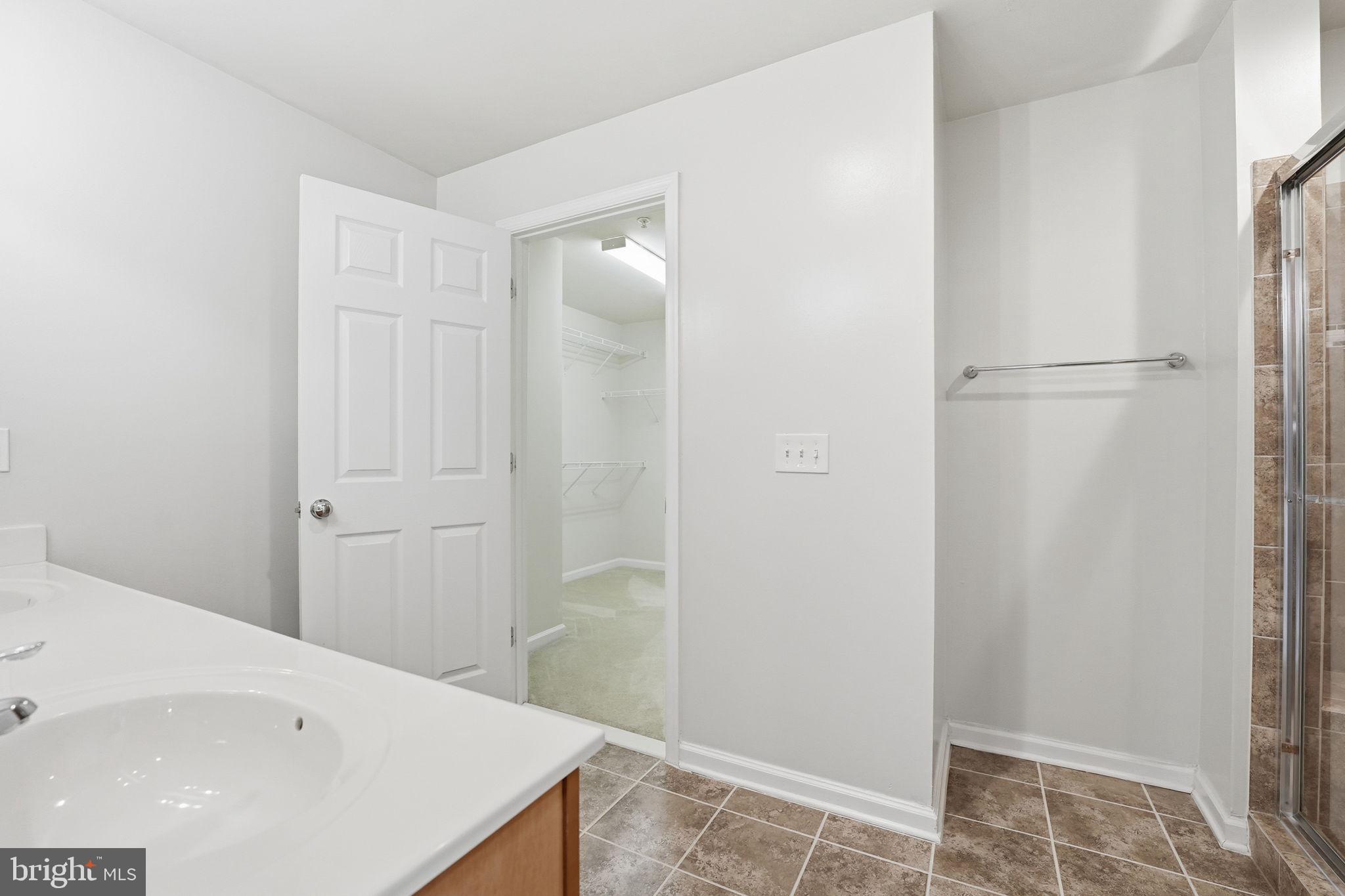 2951 FINSBURY PLACE 97