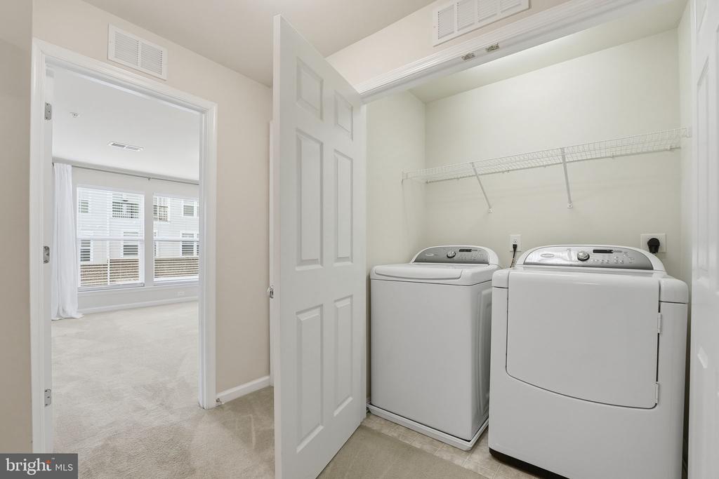 2951 FINSBURY PLACE 97