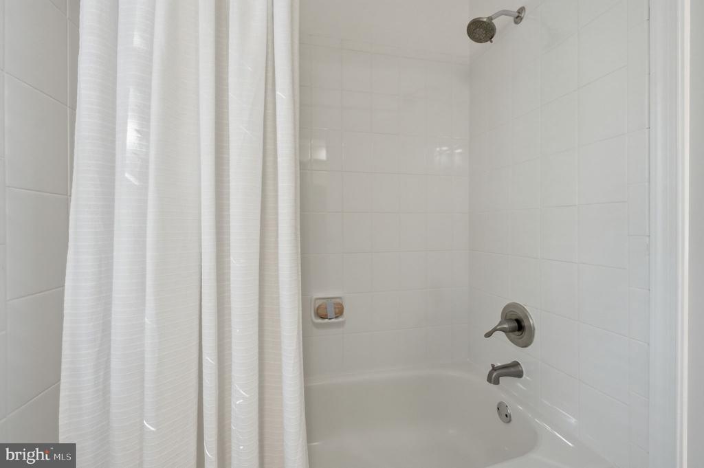 11907 FAWN RIDGE LANE