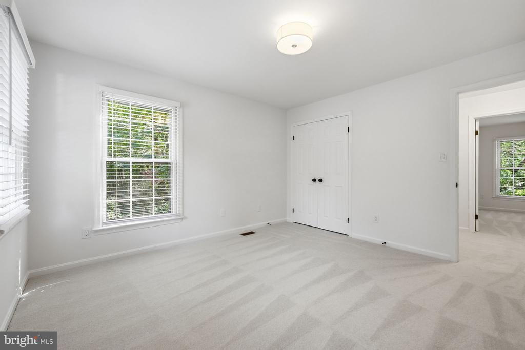 11907 FAWN RIDGE LANE