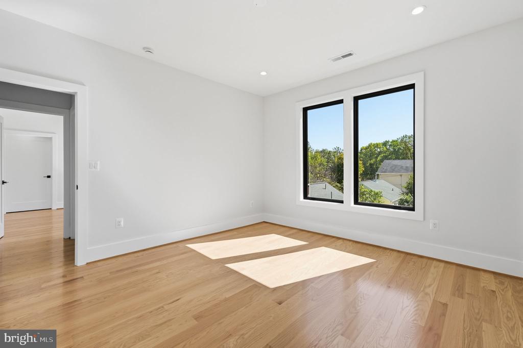 2002 HILLSIDE DRIVE