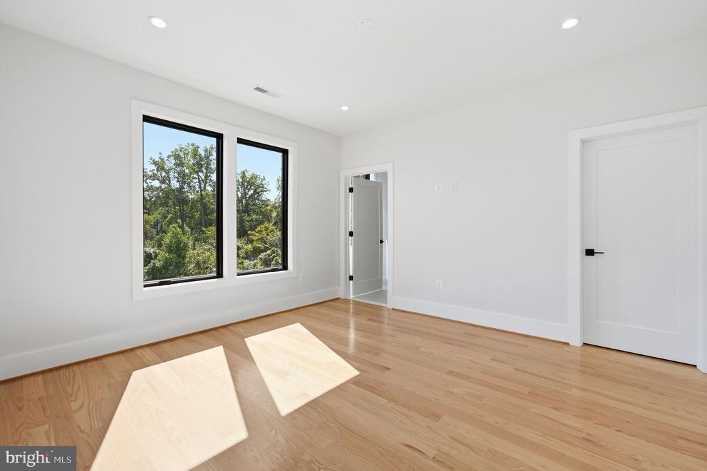 2002 HILLSIDE DRIVE