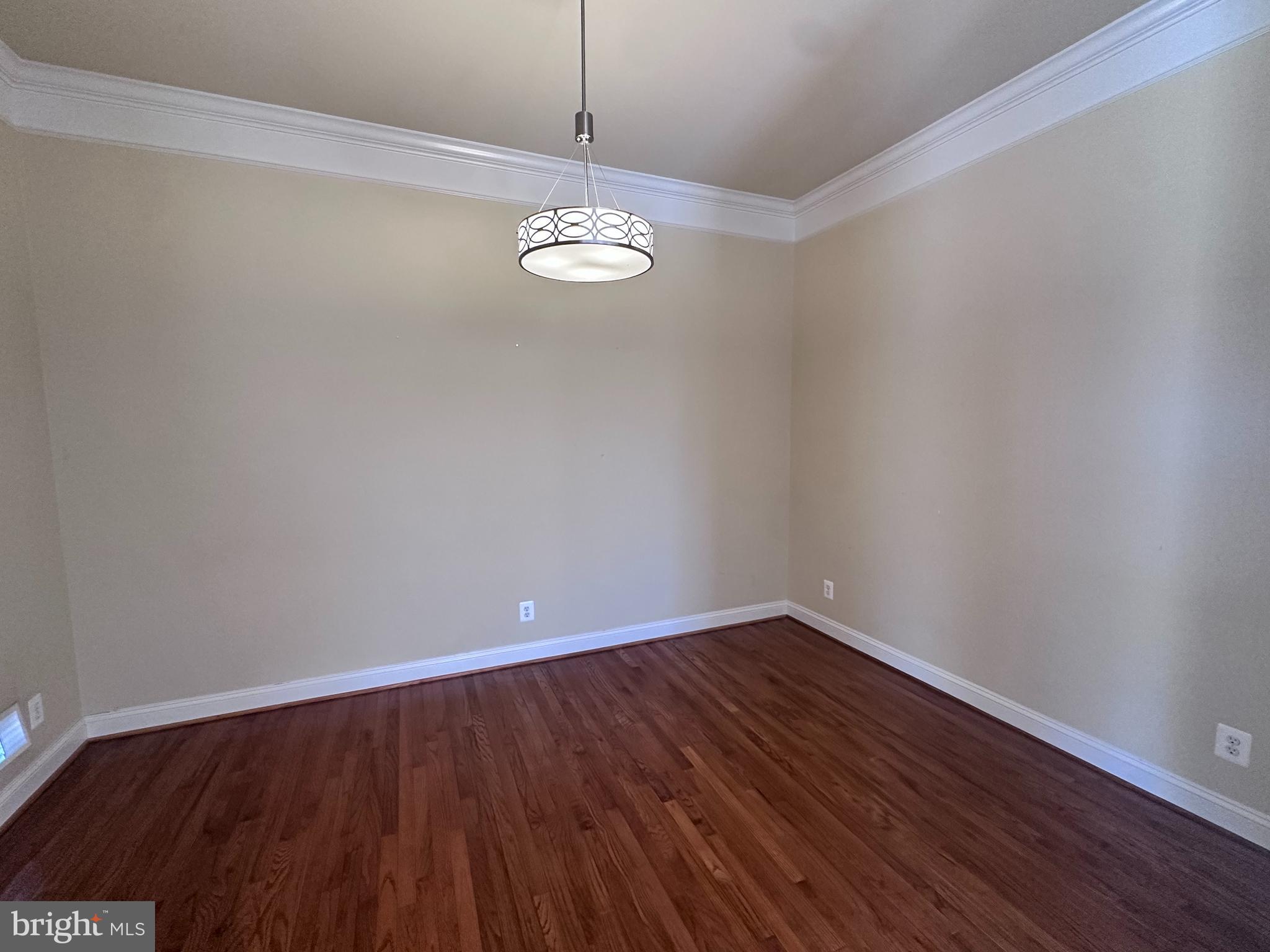 43270 SUNDERLEIGH SQ