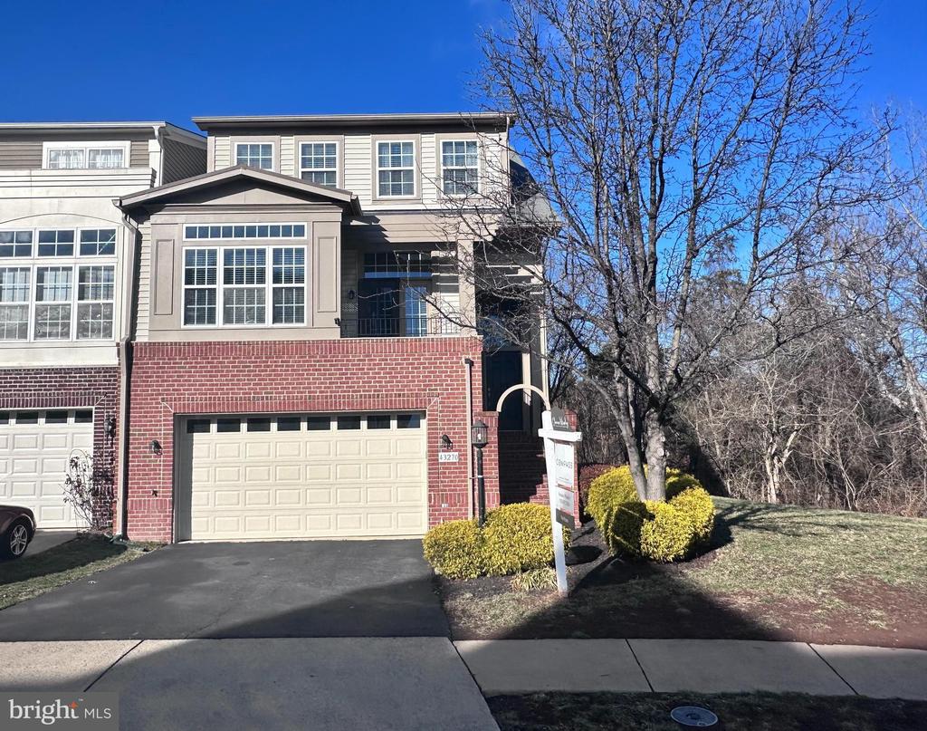 43270 SUNDERLEIGH SQ