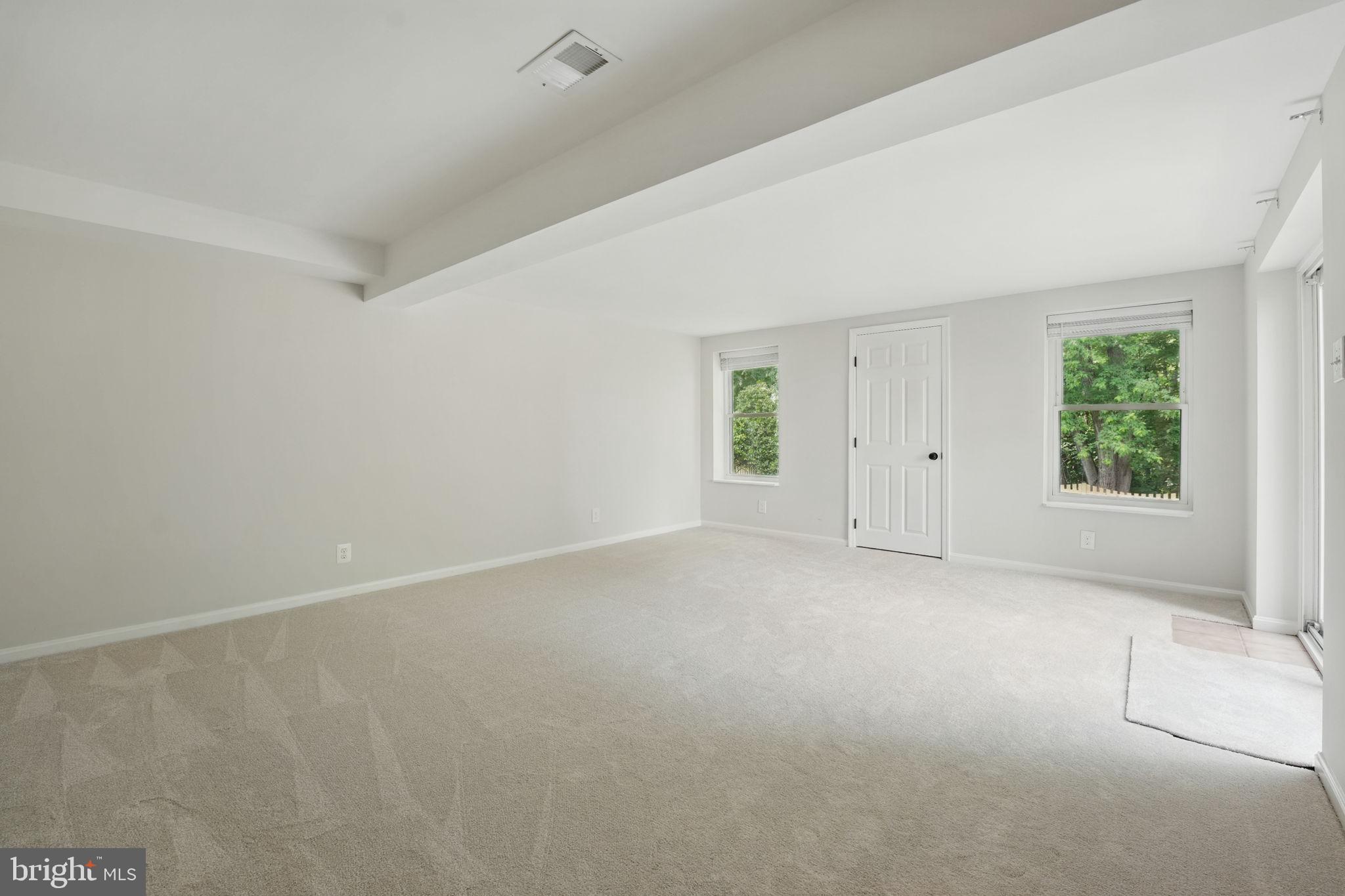 10832 Monticello Dr