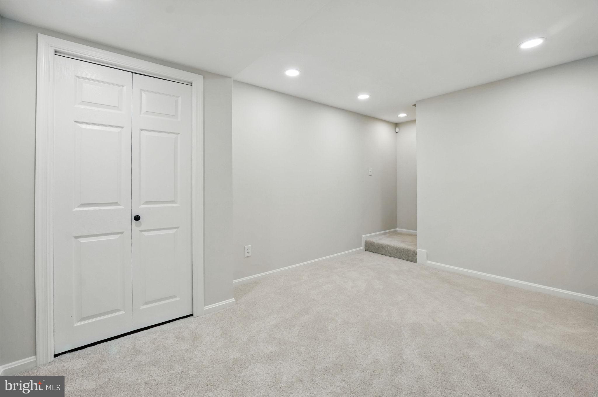 10832 Monticello Dr