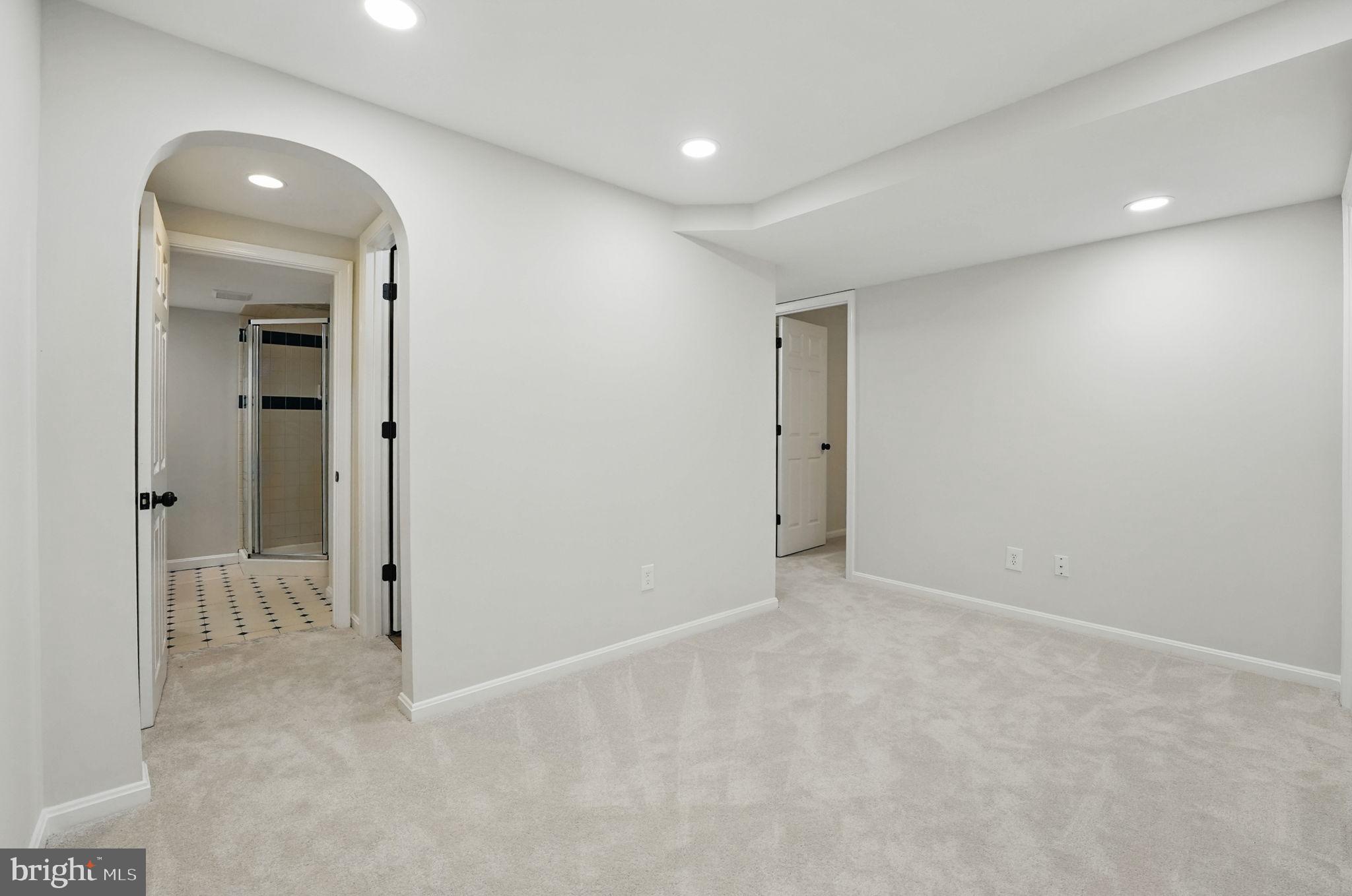 10832 Monticello Dr