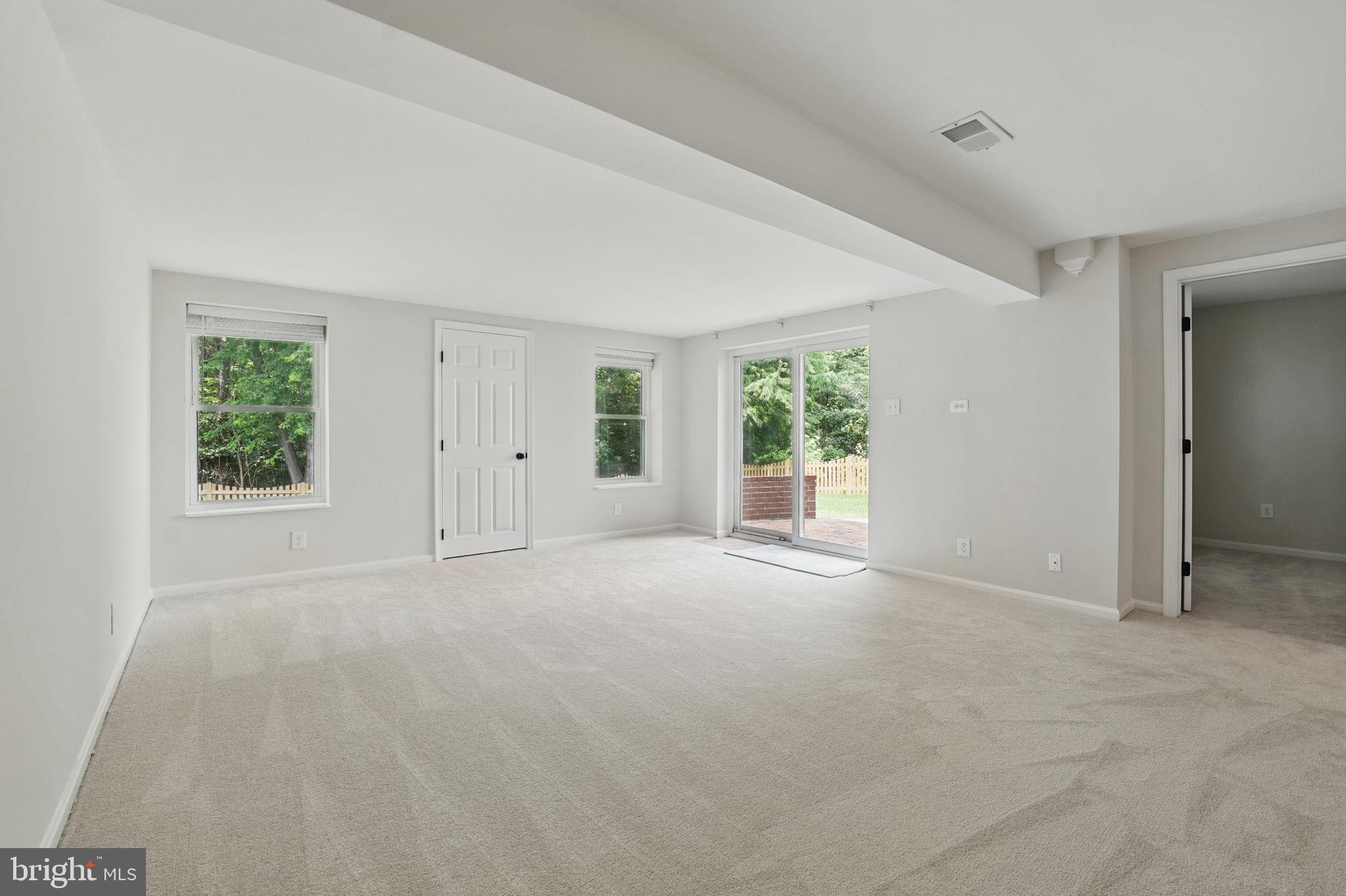 10832 Monticello Dr
