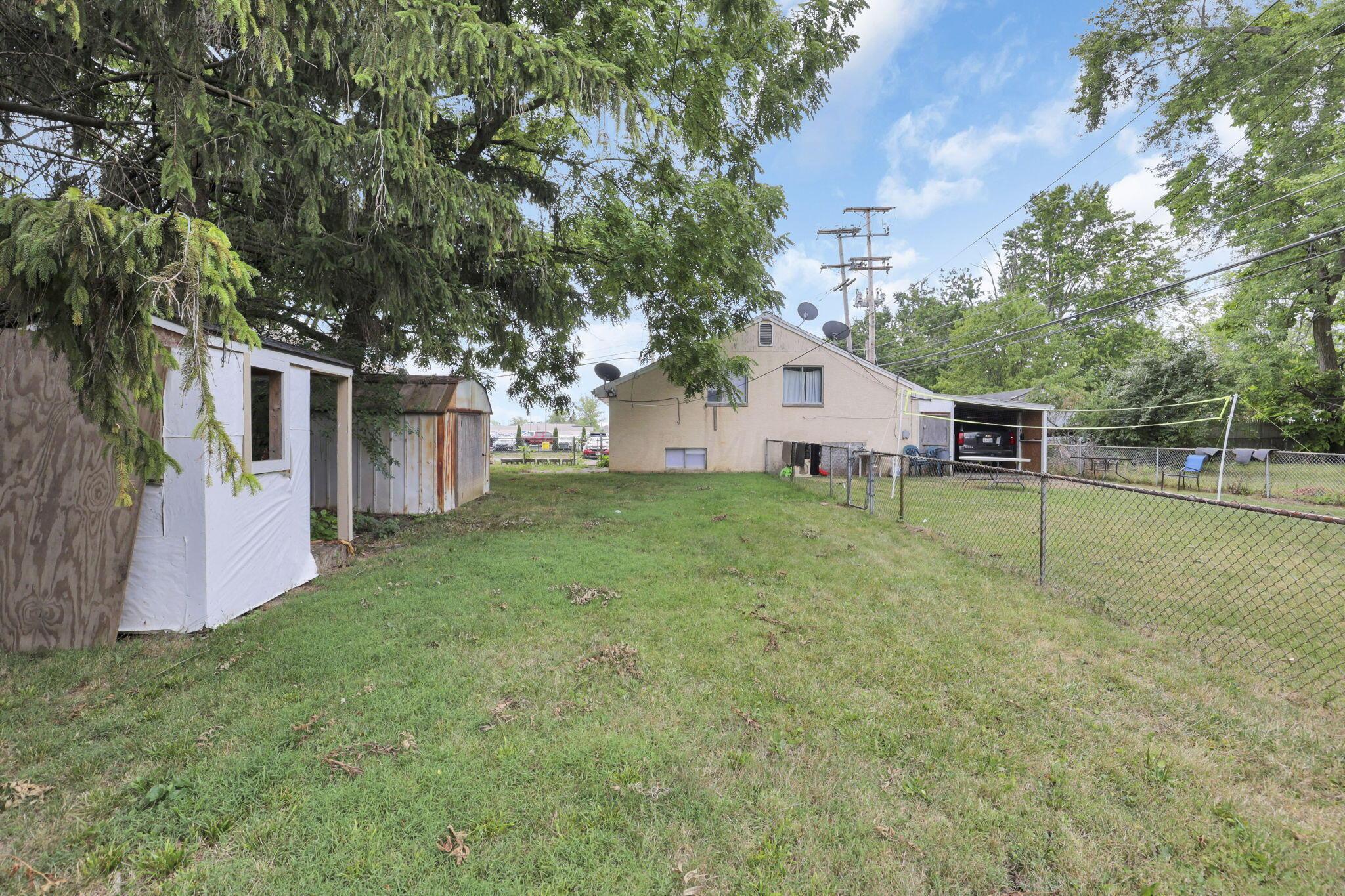5180-5182 Beacon Hill Road