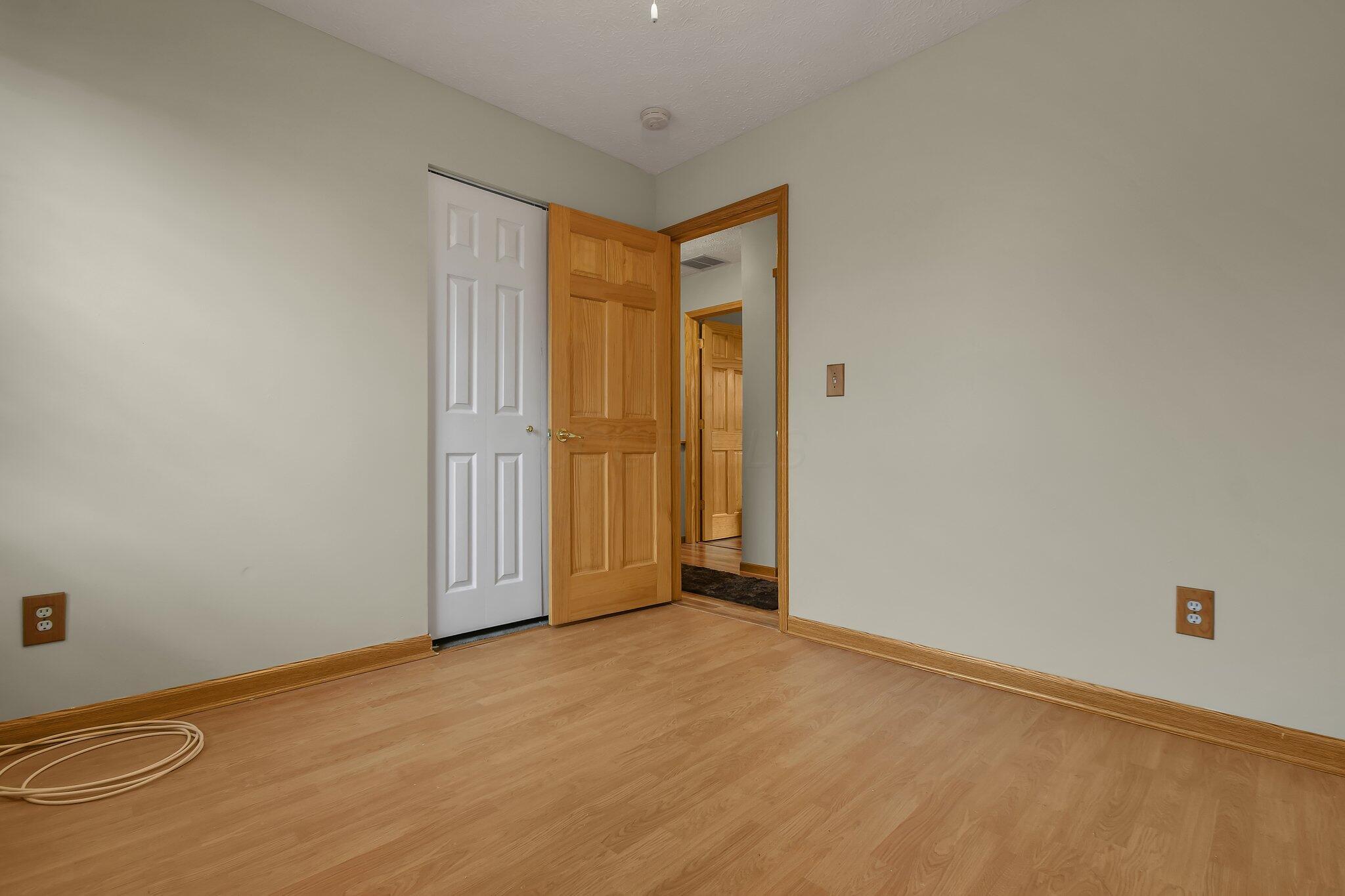 852 Hurlock Lane