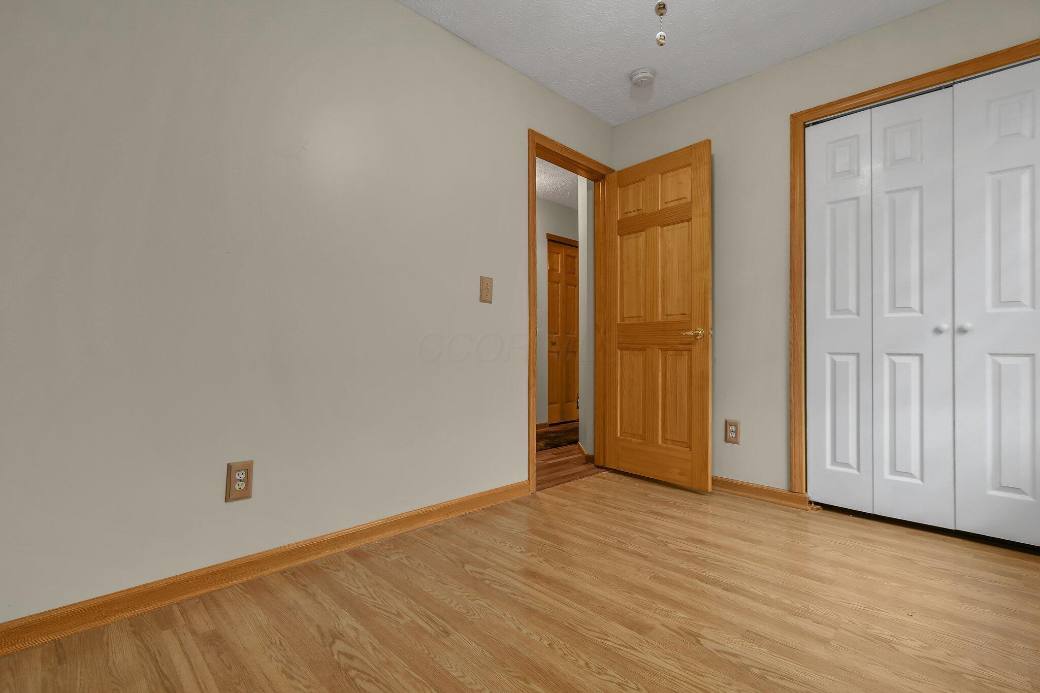 852 Hurlock Lane