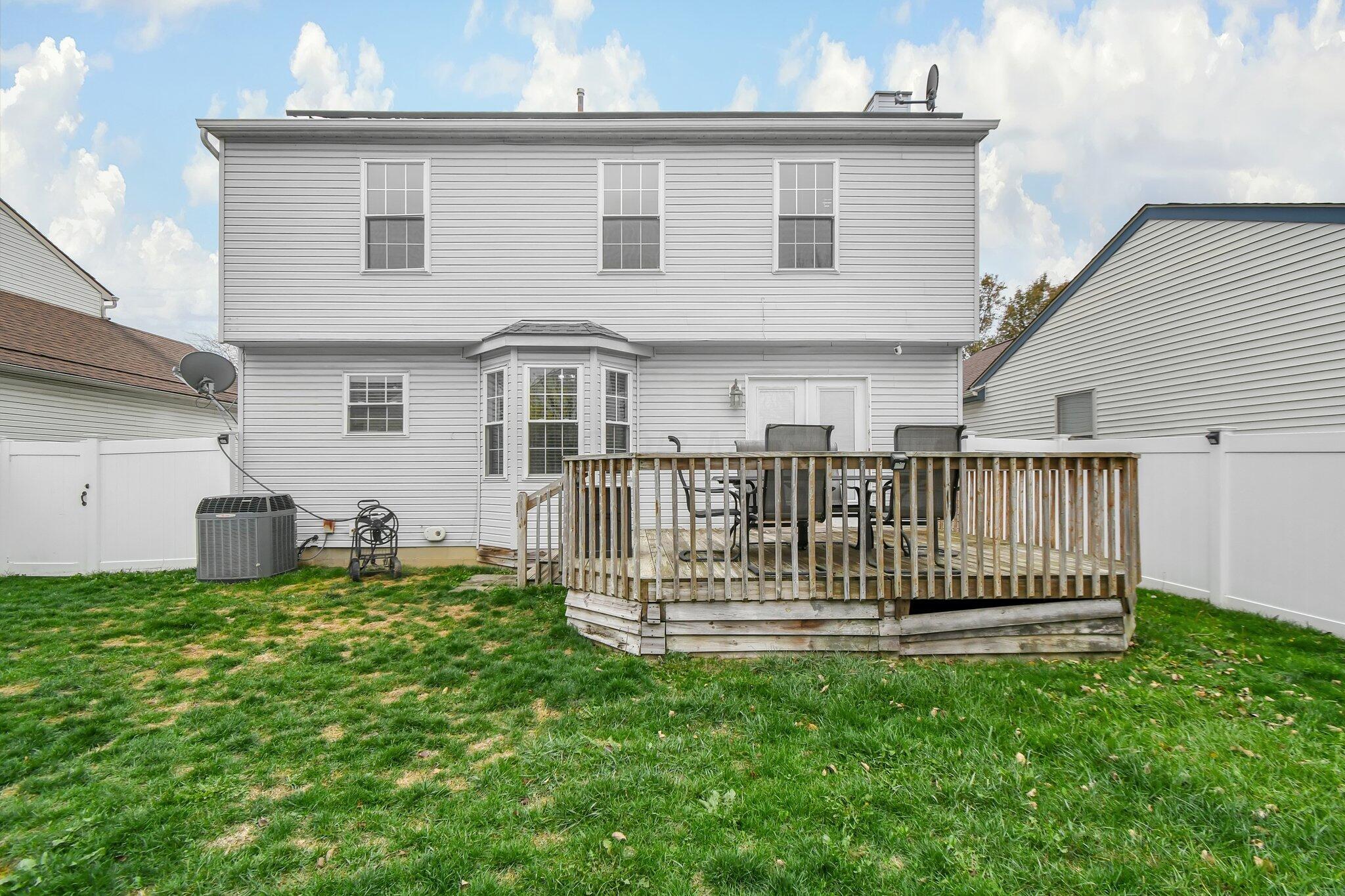 852 Hurlock Lane