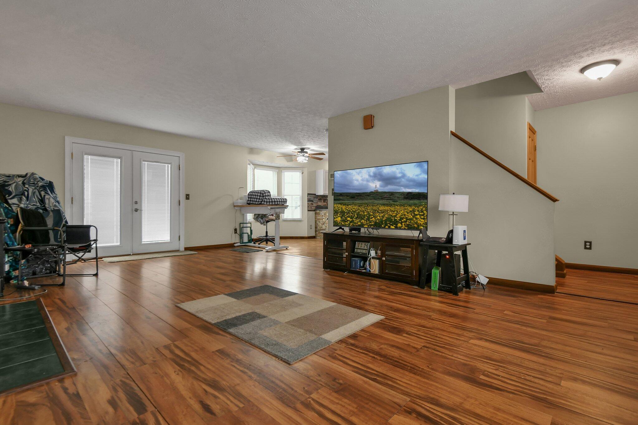 852 Hurlock Lane