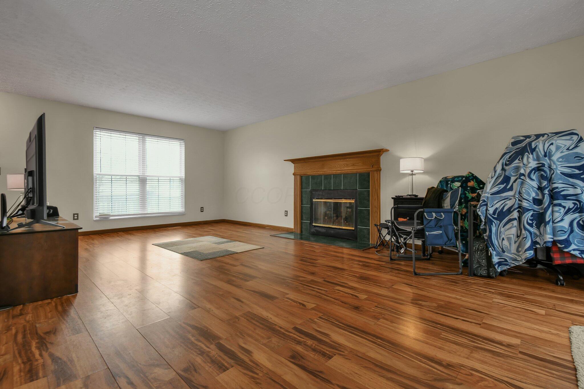 852 Hurlock Lane