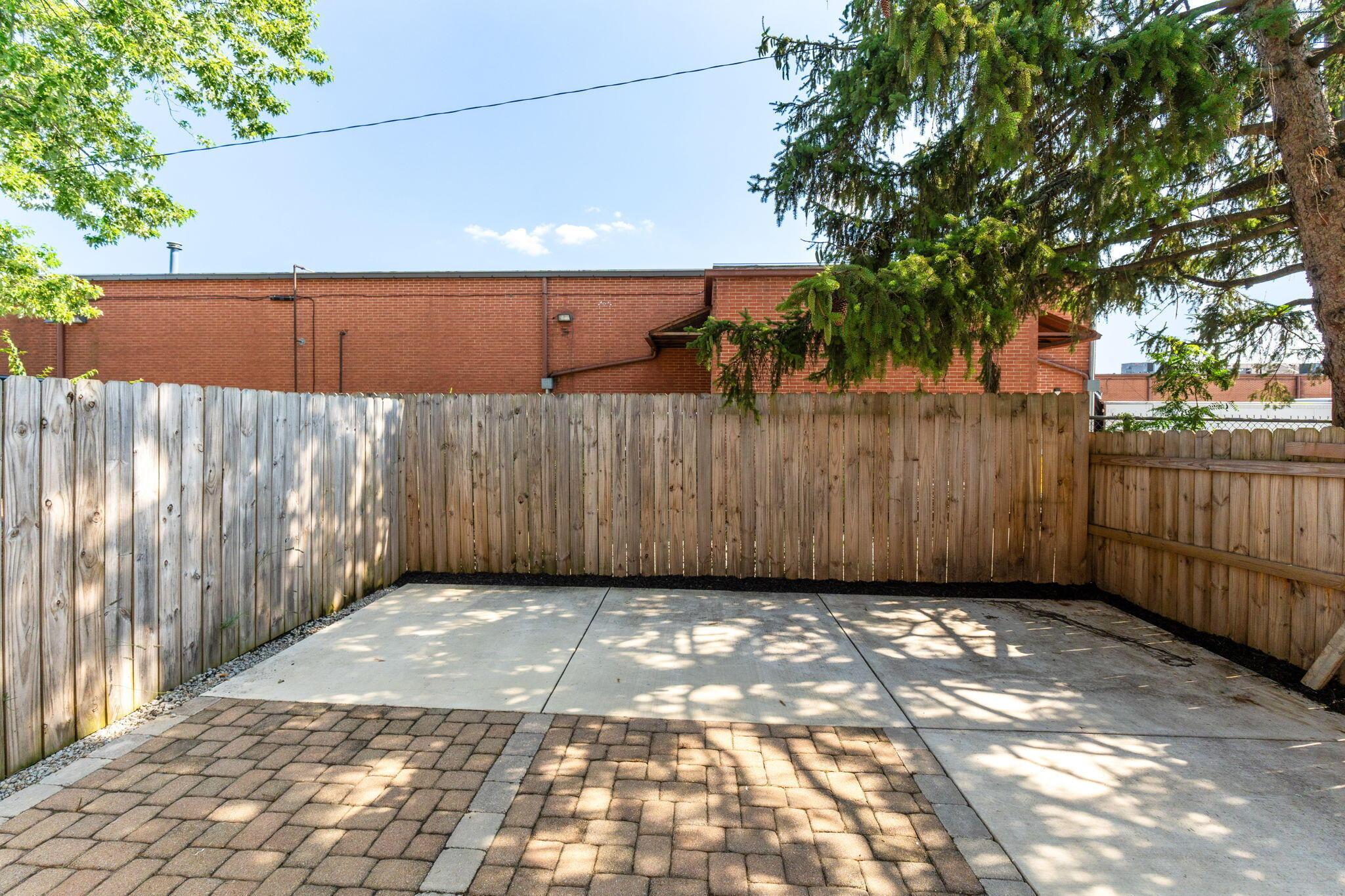 74 Tarryton Court E, 10A