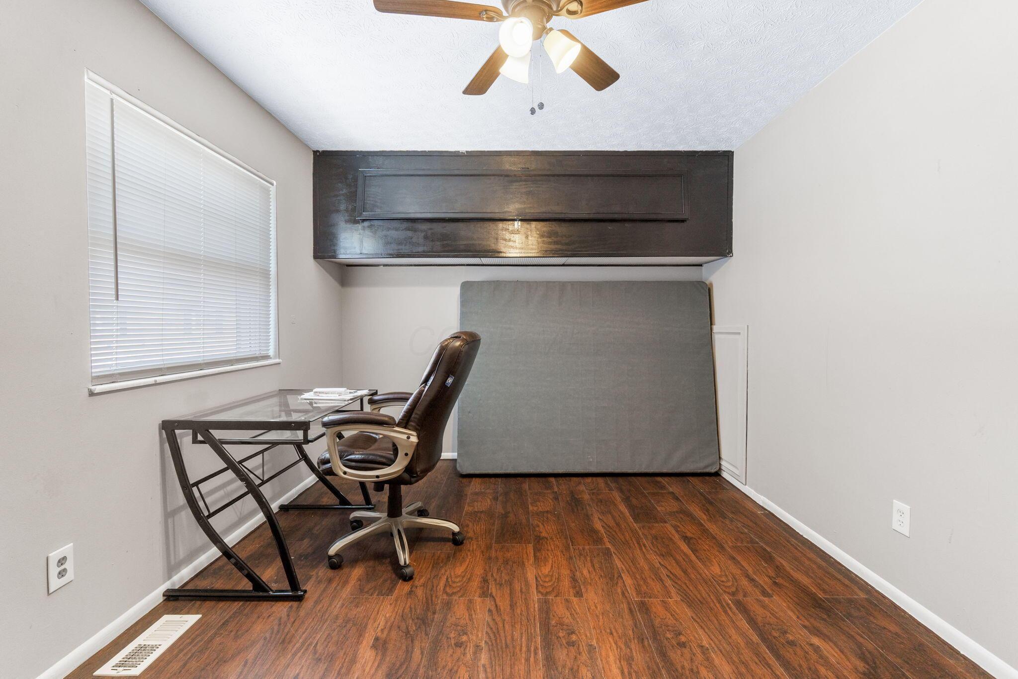 74 Tarryton Court E, 10A